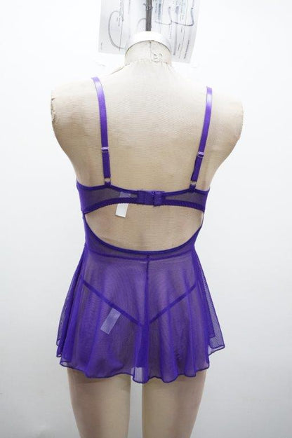 purple variant on a mannequin back